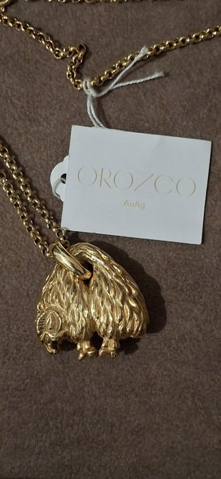 Pendente double size, com fio malha de prata . Dourado ouro 24k