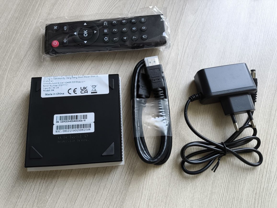 Tanix X4 4/64 GB. S905x4 Android 11. Тв бокс. Тв приставка.
