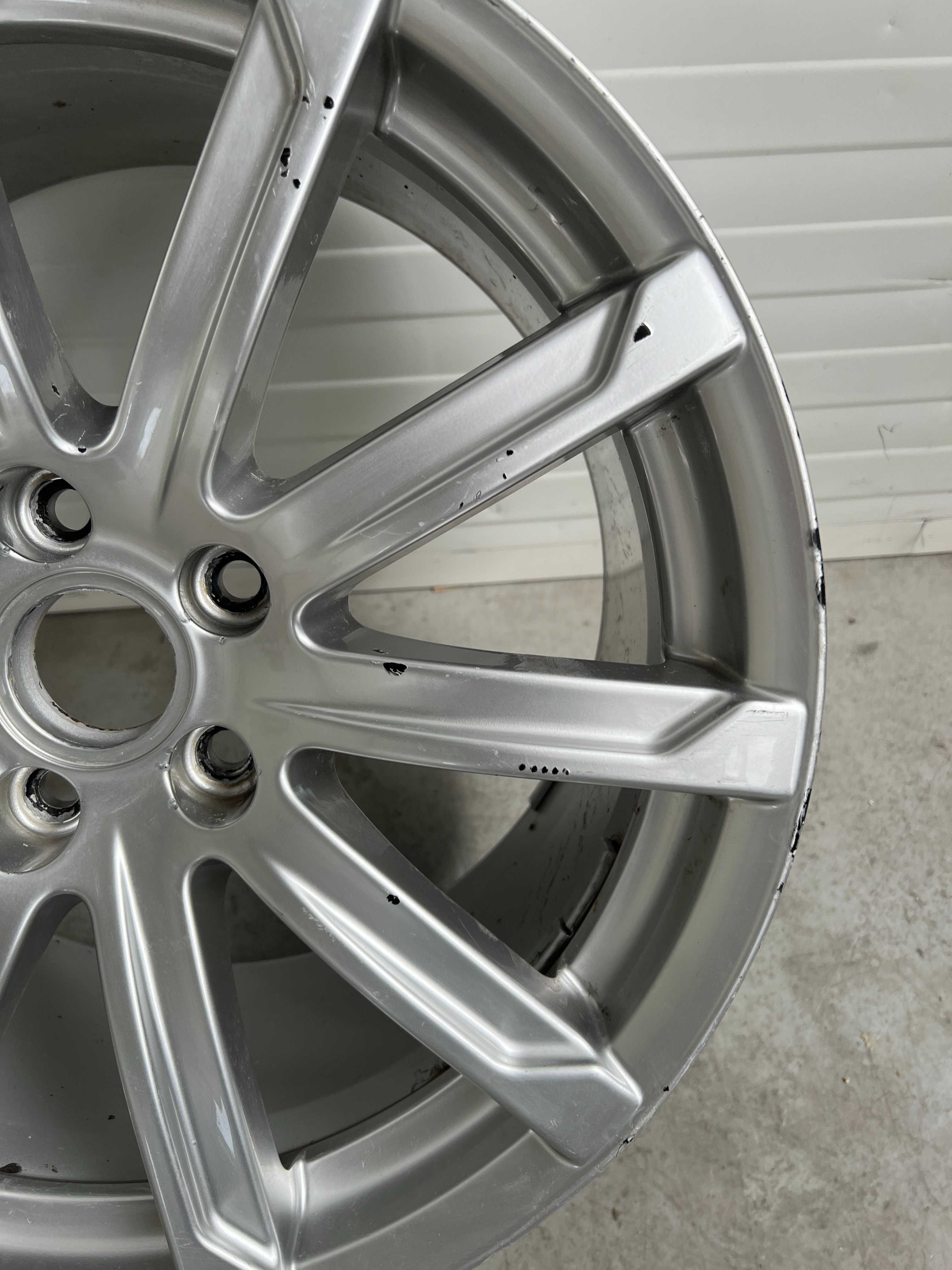 Felga Audi TT 9J ET52 18"