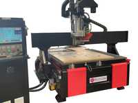 CNC Fresadora 1325 c/ troca automática e mesa de vácuo