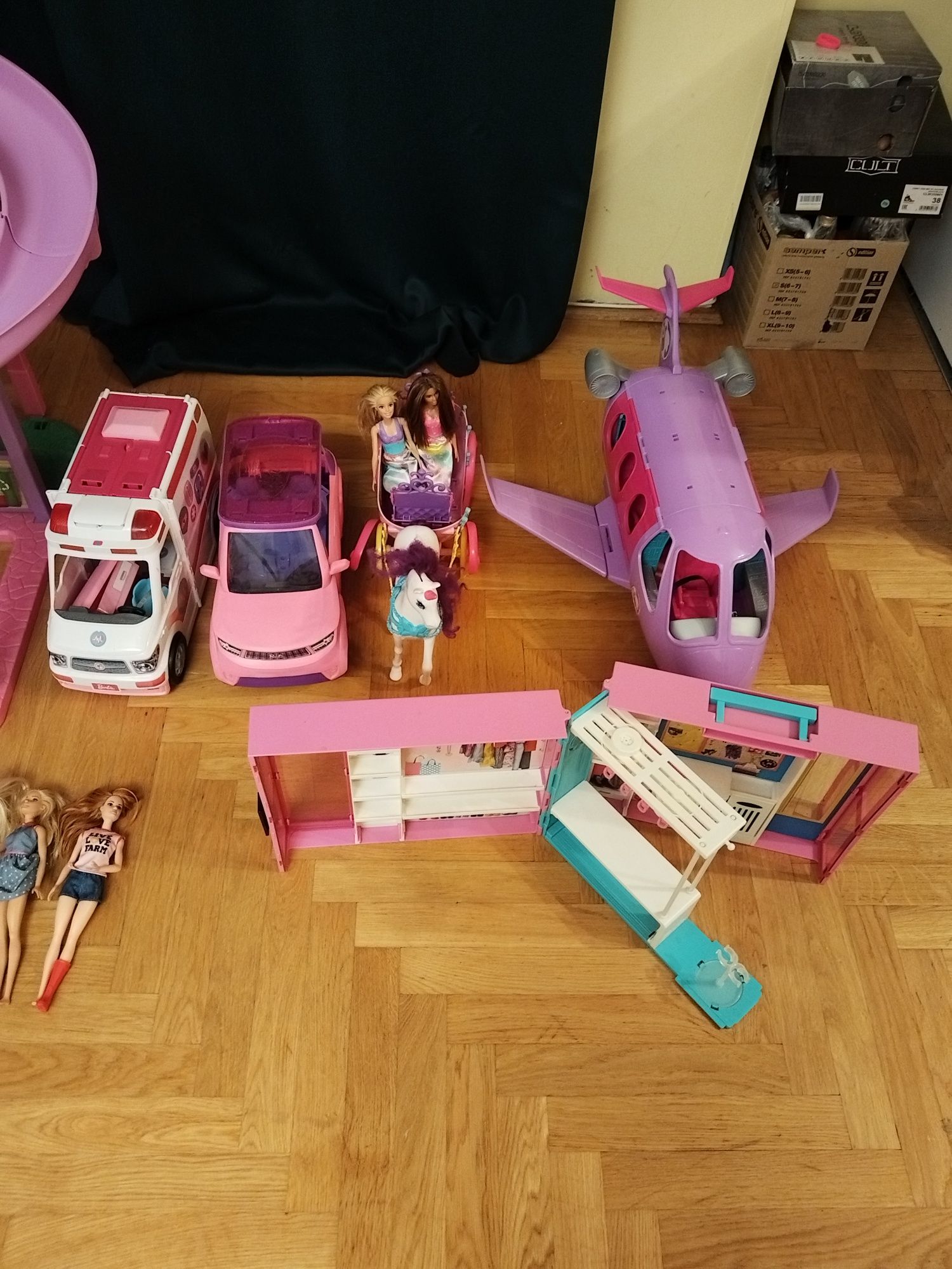 Domek dla lalek Barbie i wiele innych !!!