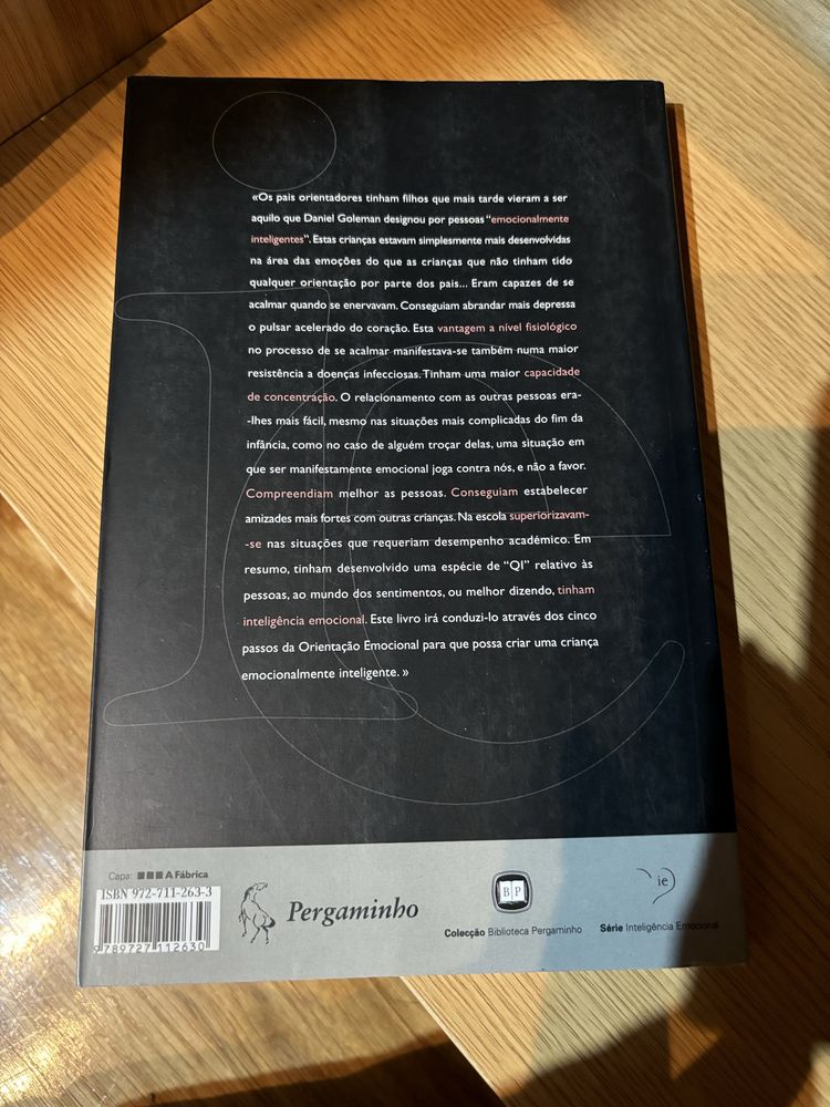 Livro sobre inteligencia emocional na educação