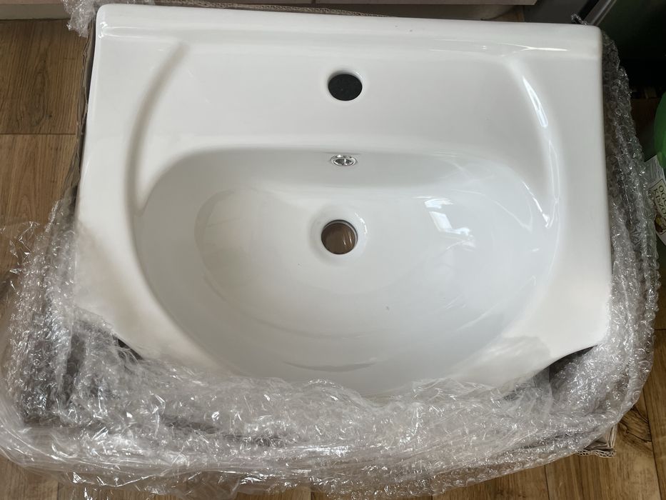 Nowy zlew ceramiczny