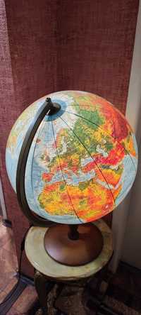 Globus z podświetleniem