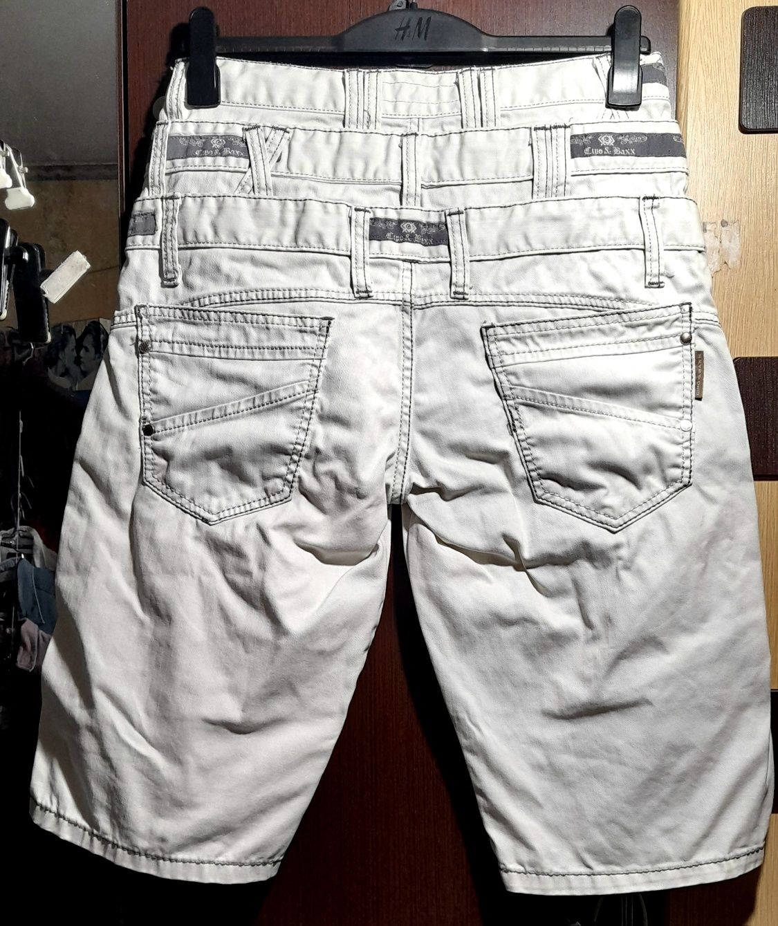 CIPO & BAXX. Шикардосные крутые джинсовые бриджи. Стильные шорты