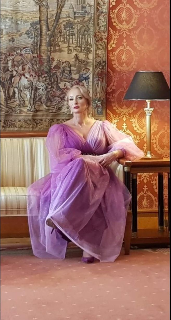 Dluga suknia dla mamy panny mlodej lub druhny 40