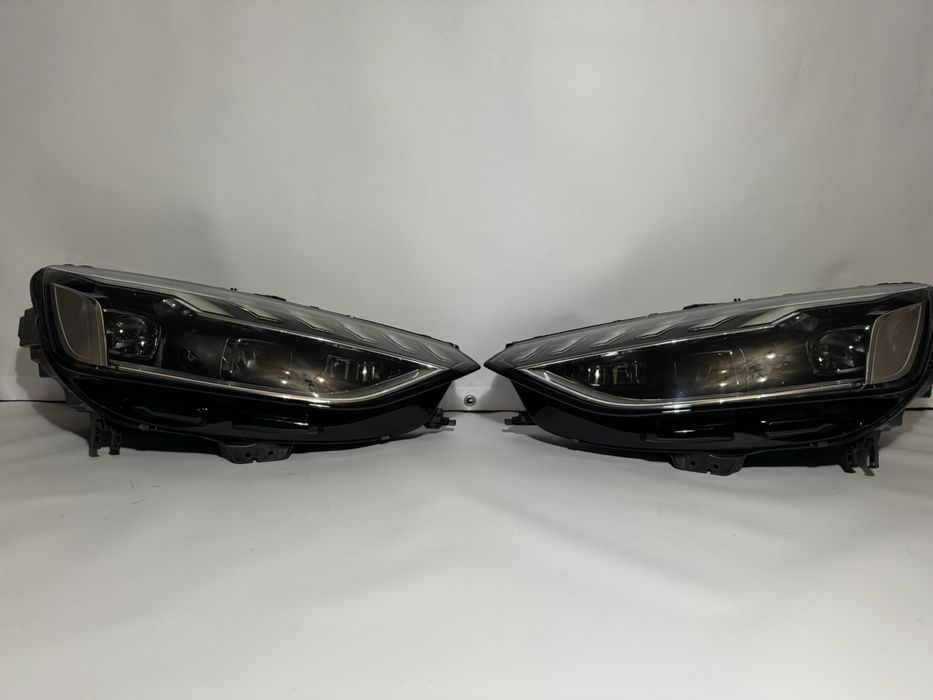Фари AUDI A4 B9 FULL LED оригінал рест передні ауді а6 б9 права ліва