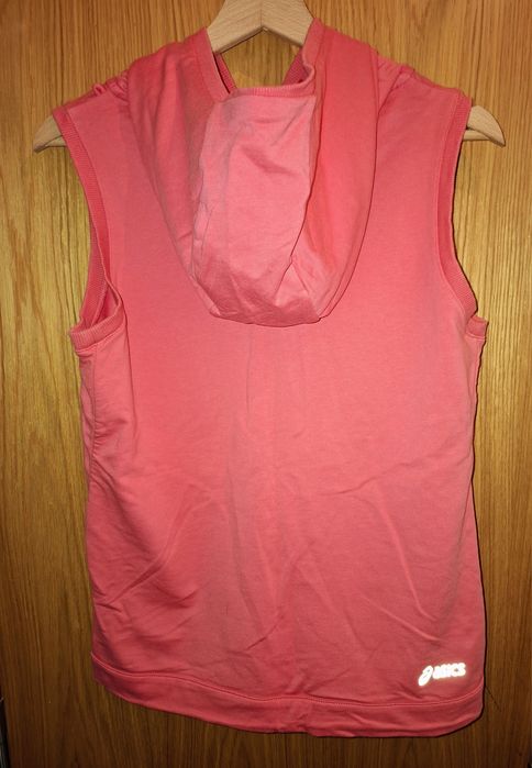 Colete de Desporto de Mulher Asics. 

Nunca usado e em excele