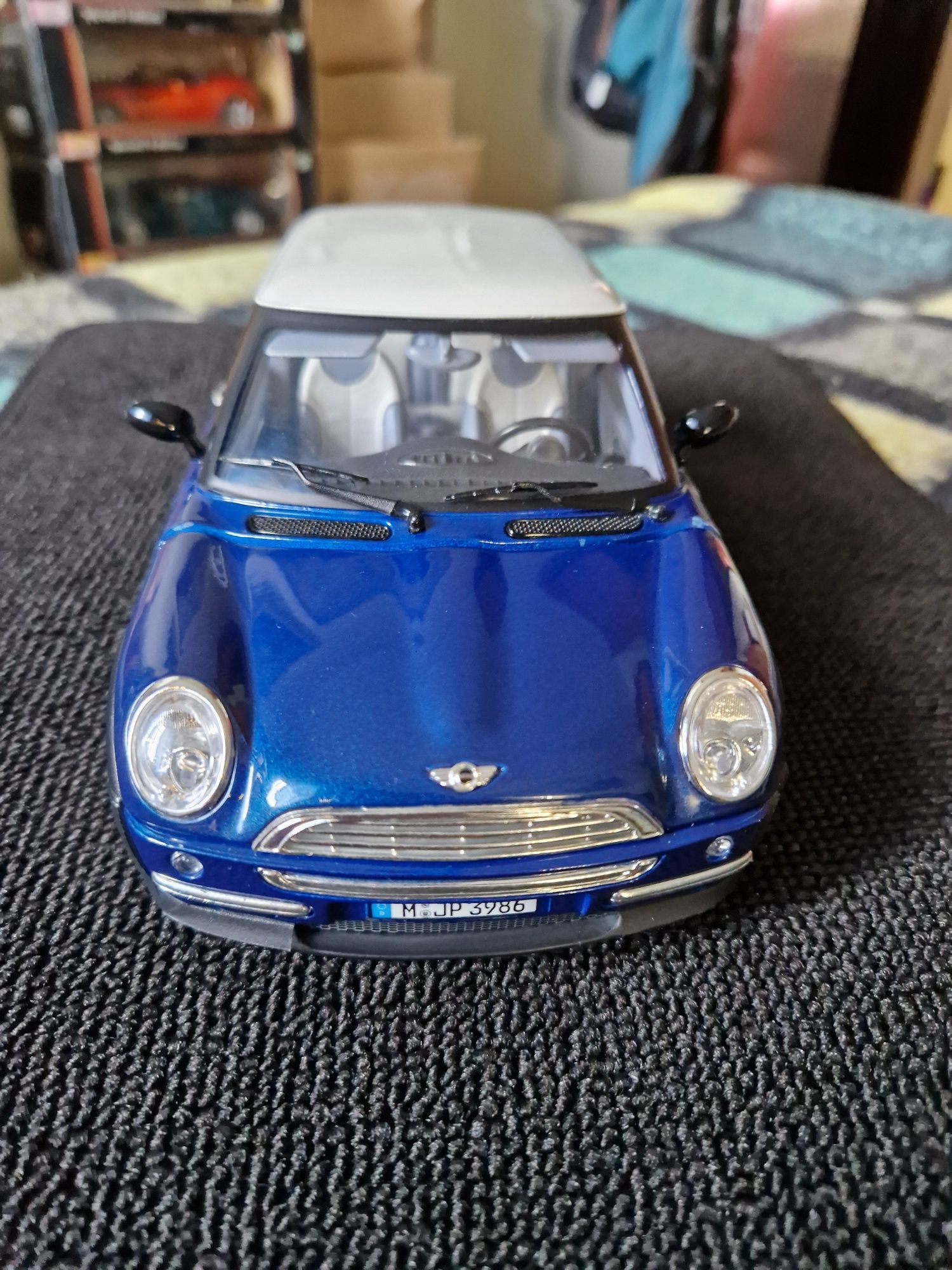 Mini cooper s bburago 1/18