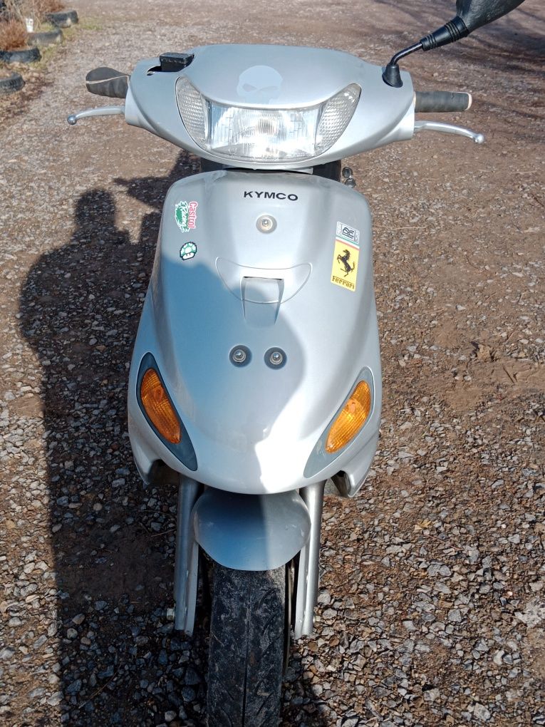 Skuter Kymco 2t.