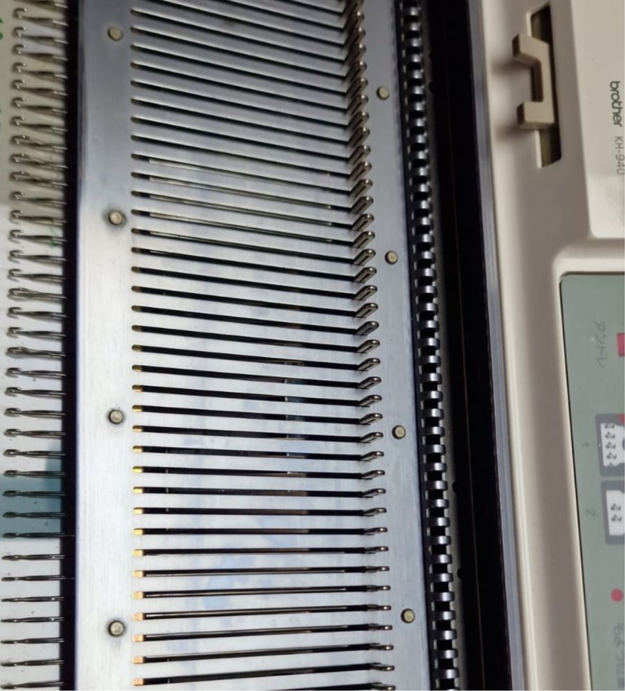 Вязальная машина Brother kh 940 + подарки