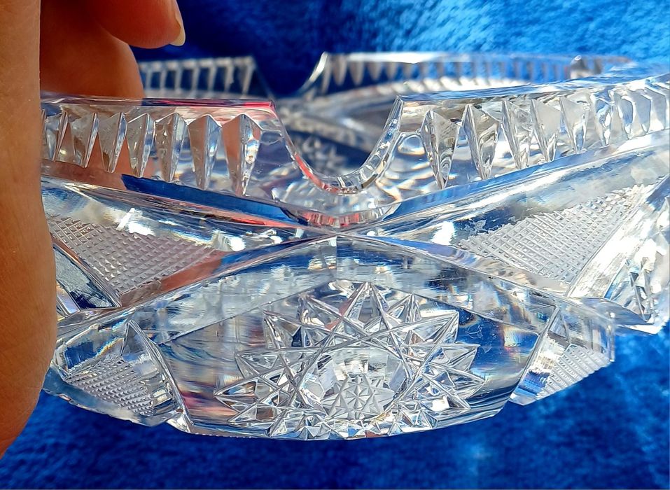 Popielnica gabinetowa, kryształ