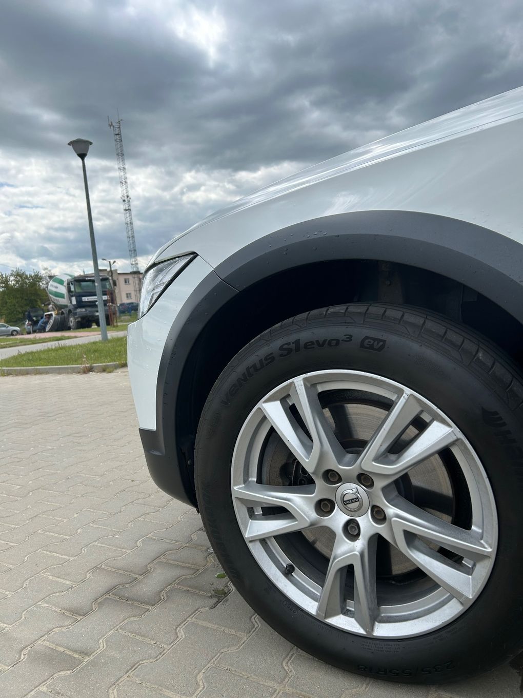 Volvo V90 Volvo V90 Cross country