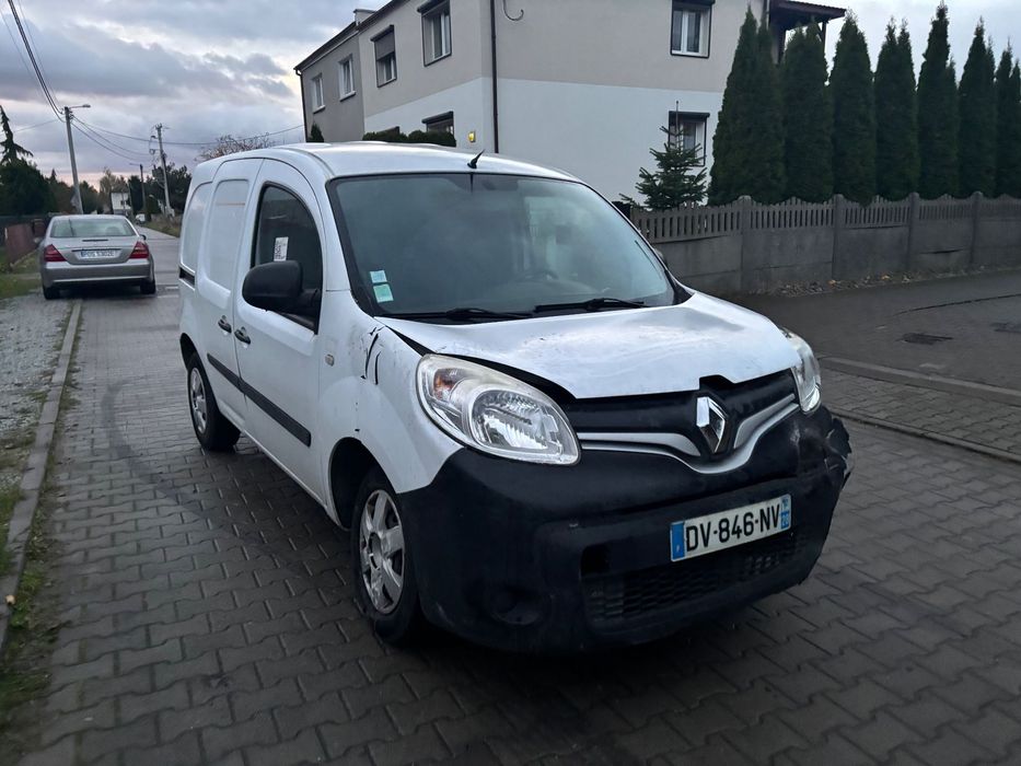 Renault Kangoo  Pali jeździ klima Hak