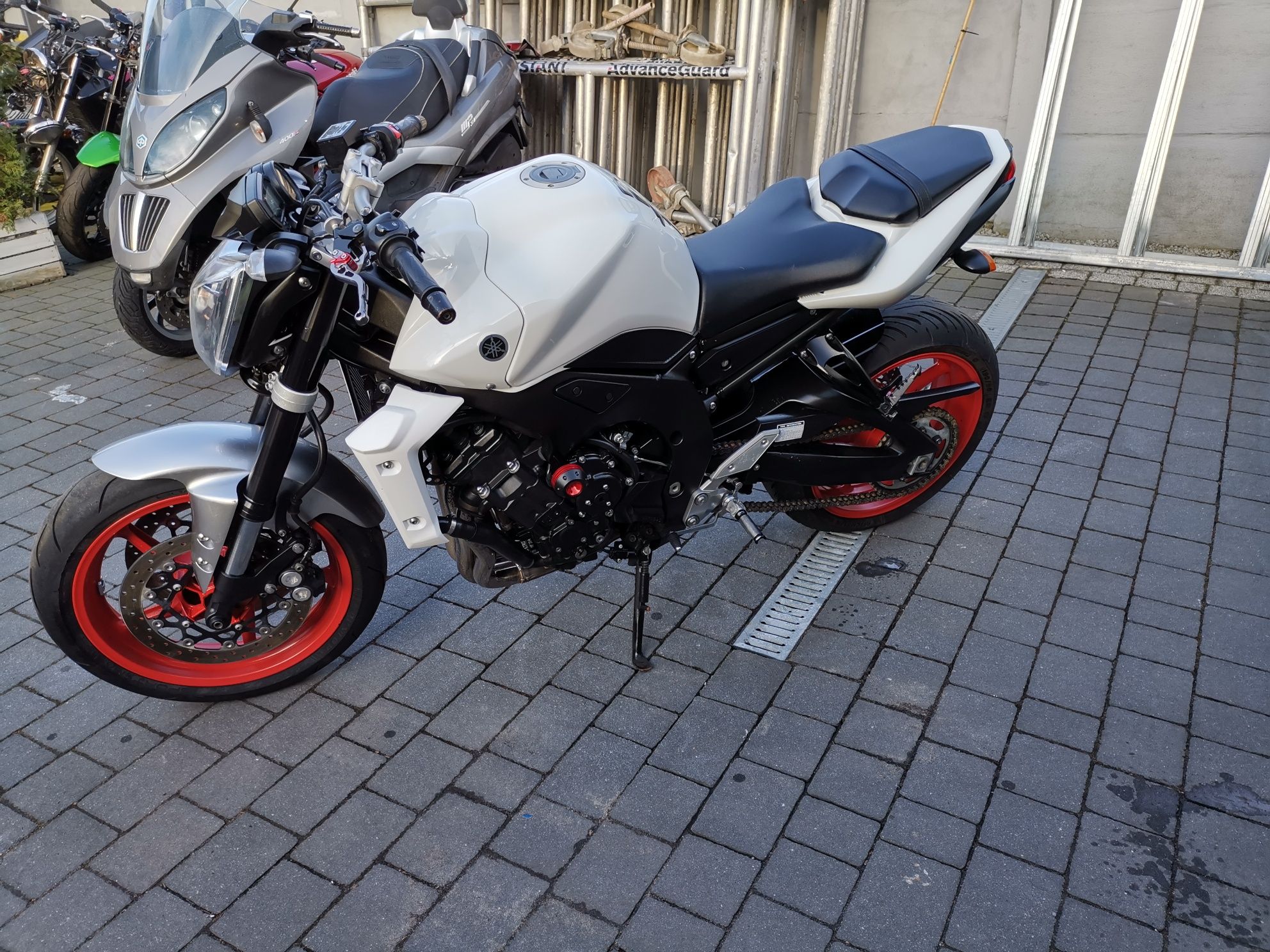 Yamaha FZ1  2007r