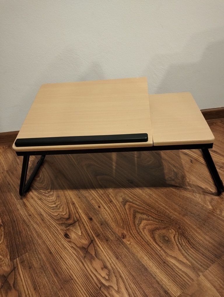 Stolik pod laptopa taca śniadaniowa możliwość pochylenia