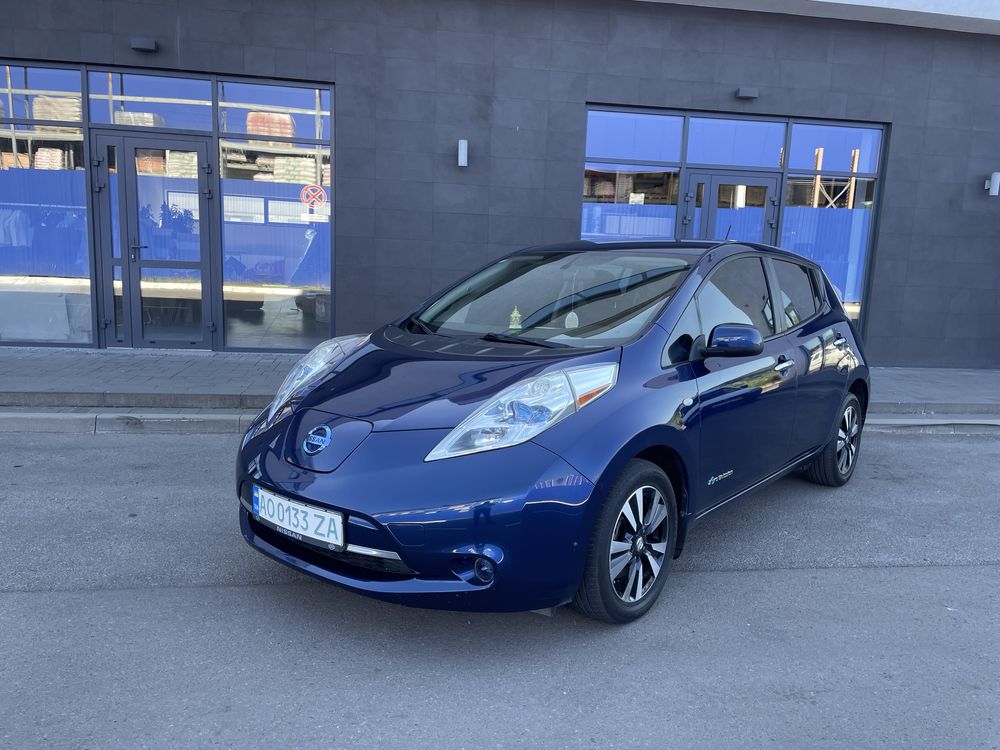 Продам Nissan Leaf 2017 року з батареею 30 kwh