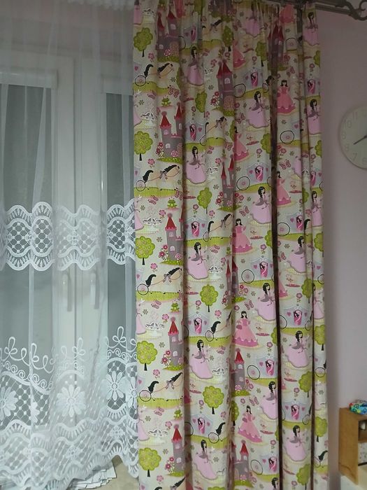 Zaslony dla dziewczynki