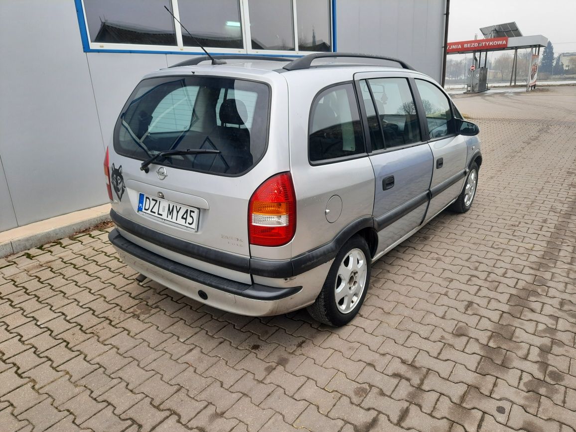 Tanio w cenie telefonu 1.8 benzyna gaz odpala jeździ