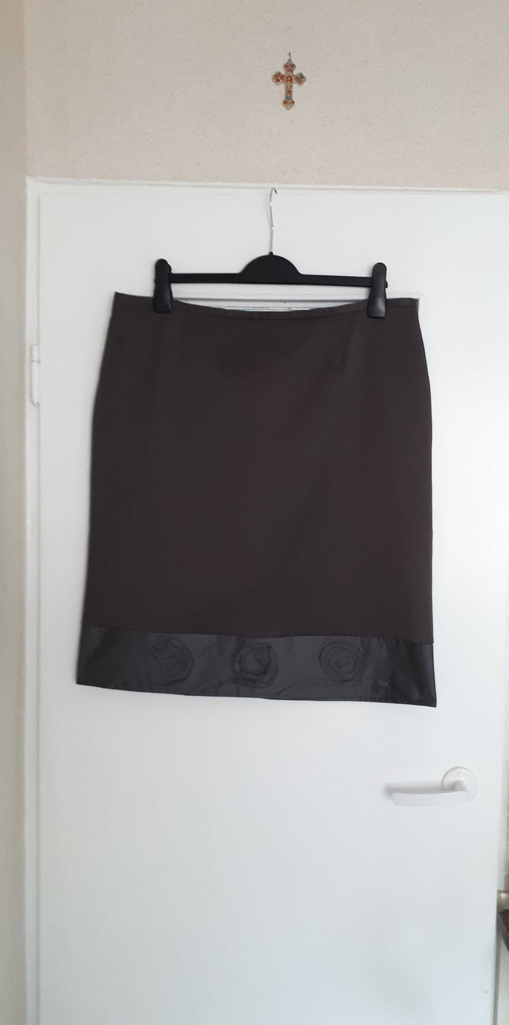 Elegancka spódnica  na podszewce rozm. 48
