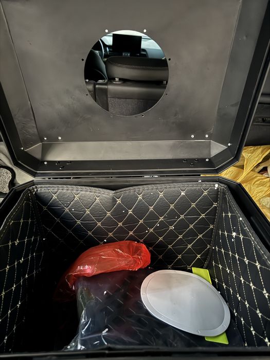 Кофр для собак для мотоцикла / Сумка-корзина для мотоцикла 70л.