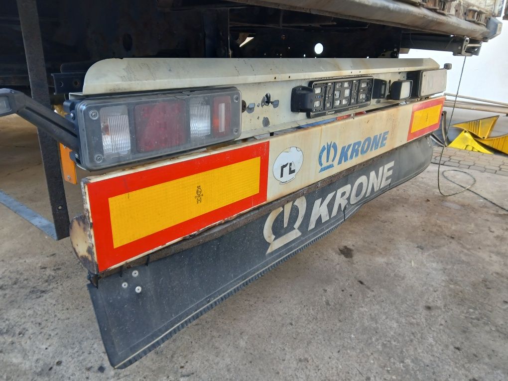 Zderzak do naczepy KRONE standard 2013 z lampami