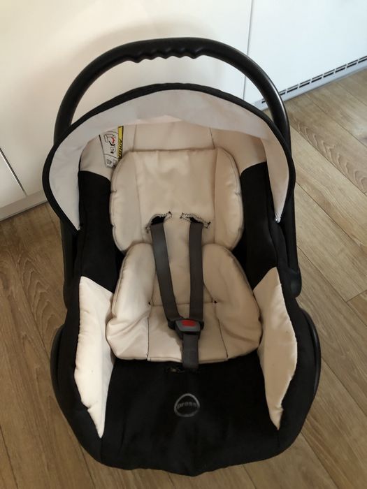 Fotelik samochodowy 0-10 kg