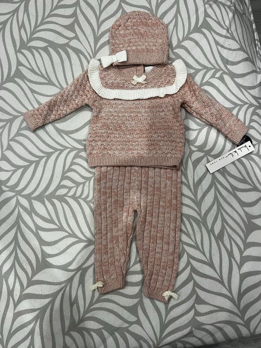 Komplecik pleciony z z czapeczką hicole hiller  6/9 miesiecy