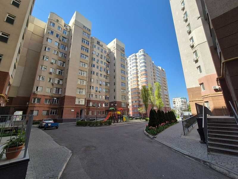 Стильная 3 комнатная на Вильямса/Королёва.