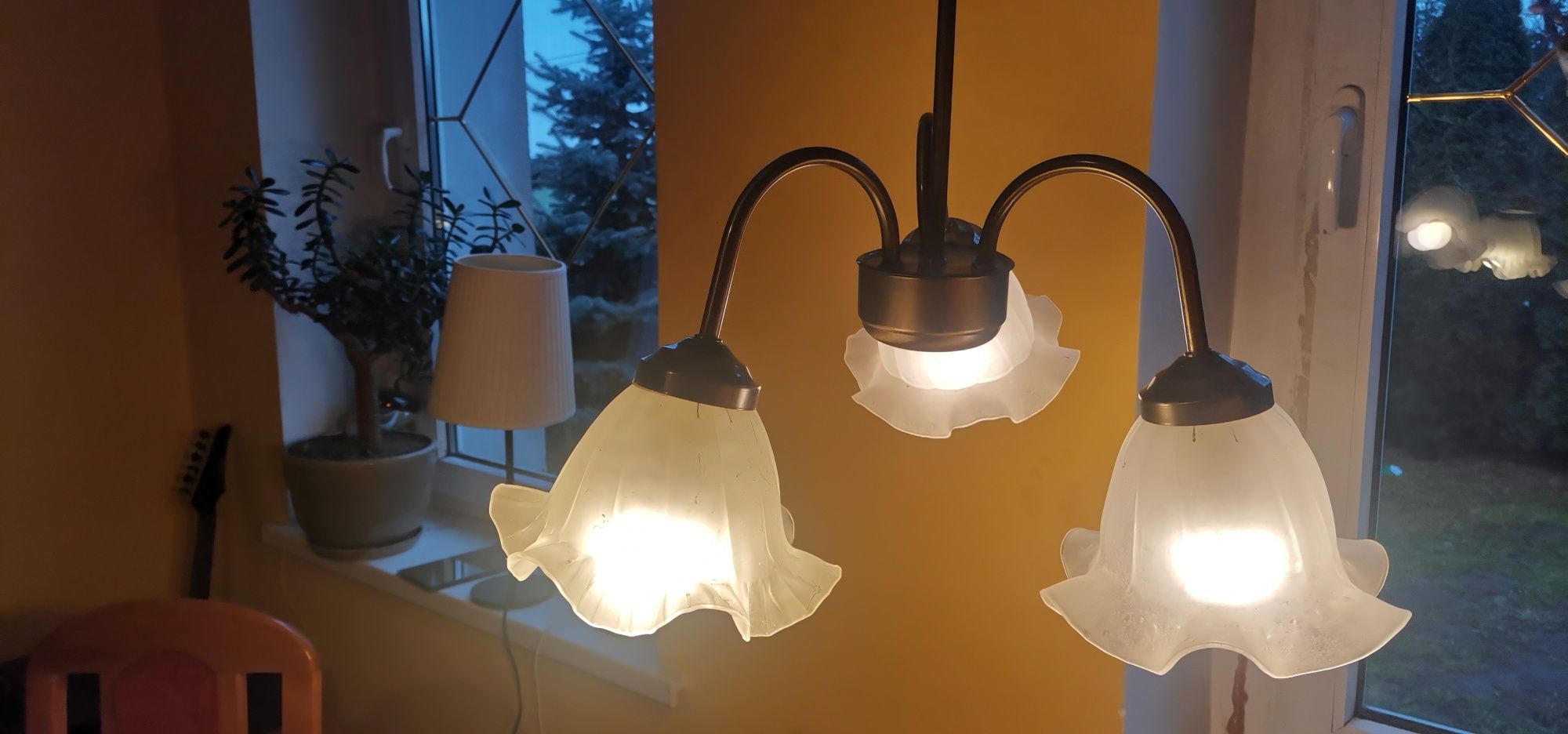 Lampa żyrandol 3 punkty stylowy