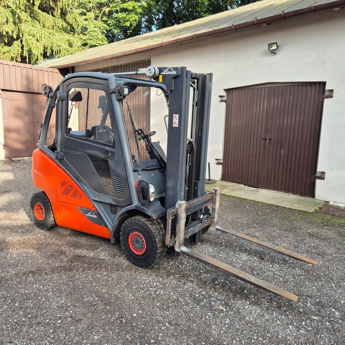 Linde H25T-02   2,5 tonowy 7200 mth VAT23  LINDE H25T-02 Przebieg tylko 7200 mth