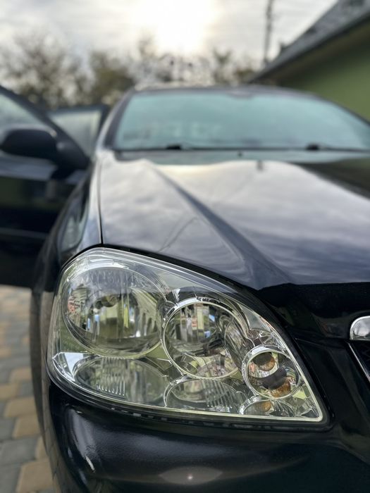 Продаю хорошу надійну машину сів поїхав все зроблено.