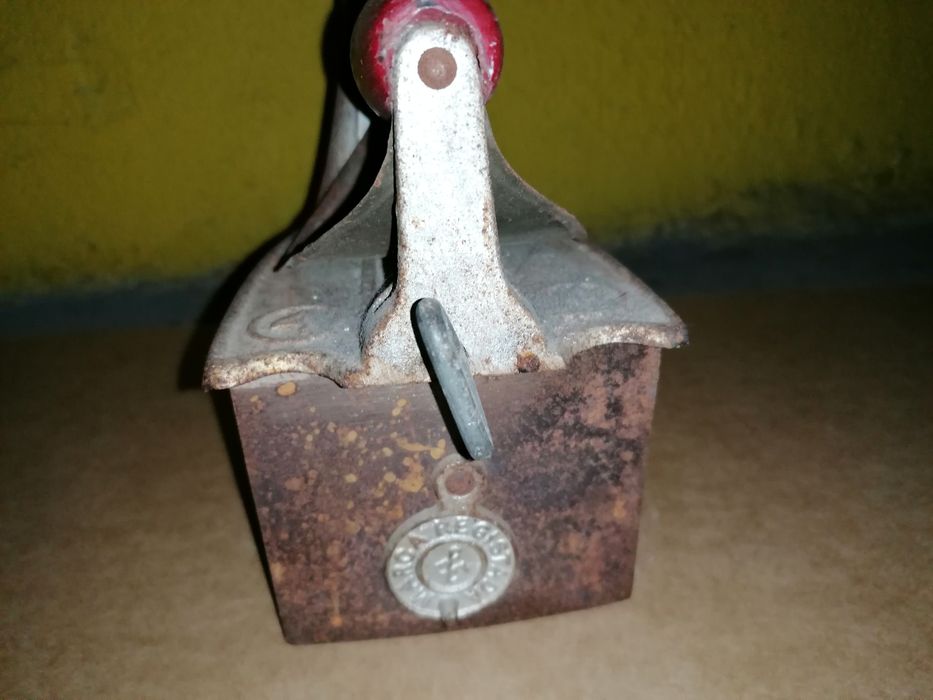 Ferro de engomar vintage