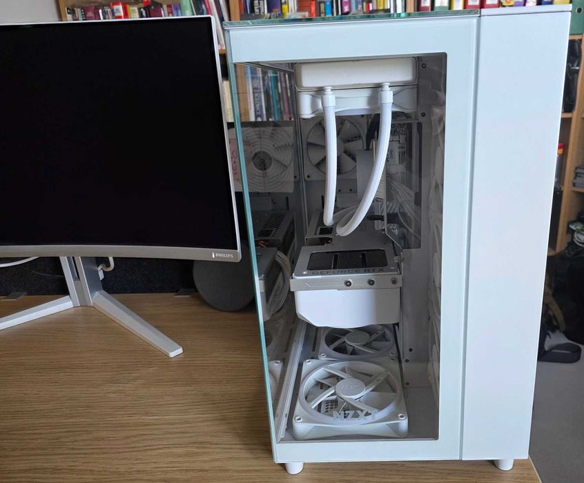 Desktop do gier | AMD 9800X3D | RTX4080SUPER 16GB | 64GB | 6TB | AIO