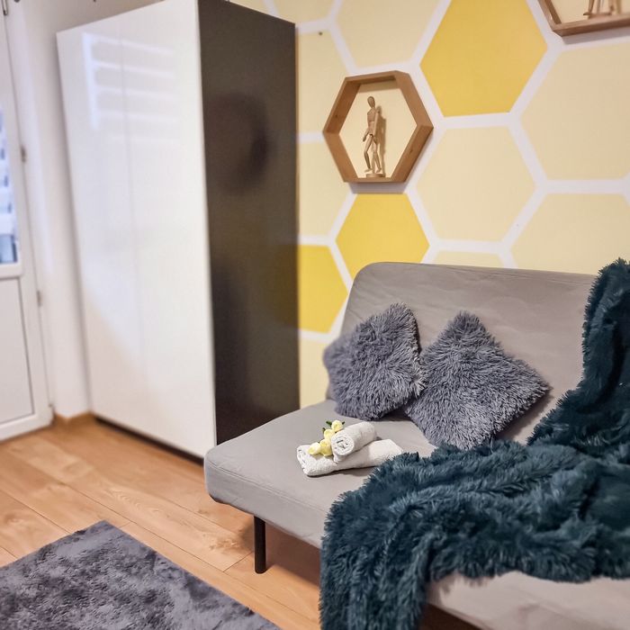 Wynajmę pokój cena za osobę 100 zł doba