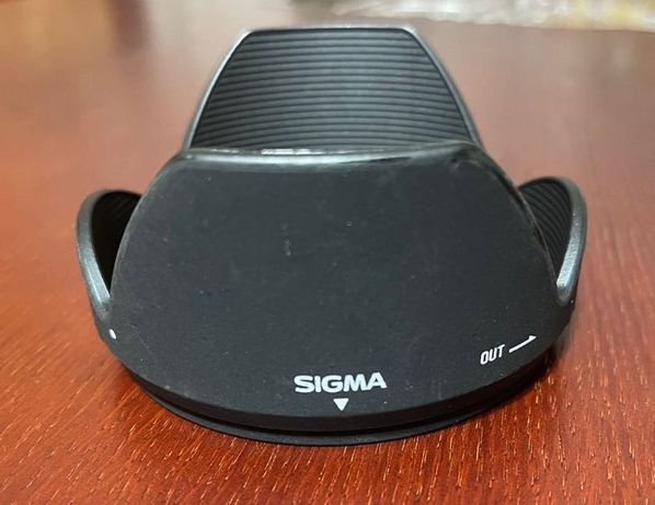 Бленда Sigma для фотоаппарата