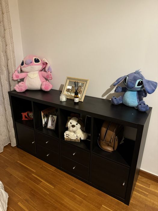 Estante Ikea com gaveta e portas