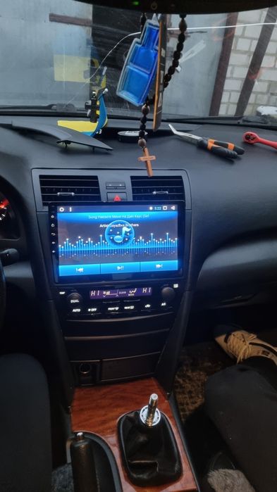 Рамка магнітоли 10 дюймів для camry40