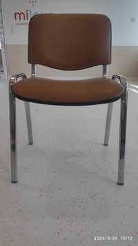 Krzesło konferencyjne Nowy Styl - skaja brązowe 40 szt CHROME V-49