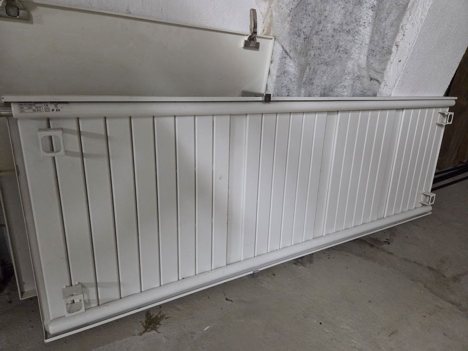 Grzenik Vasco elektryczny 1250w 182 x 62 cm dekoracyjny  nowoczesny