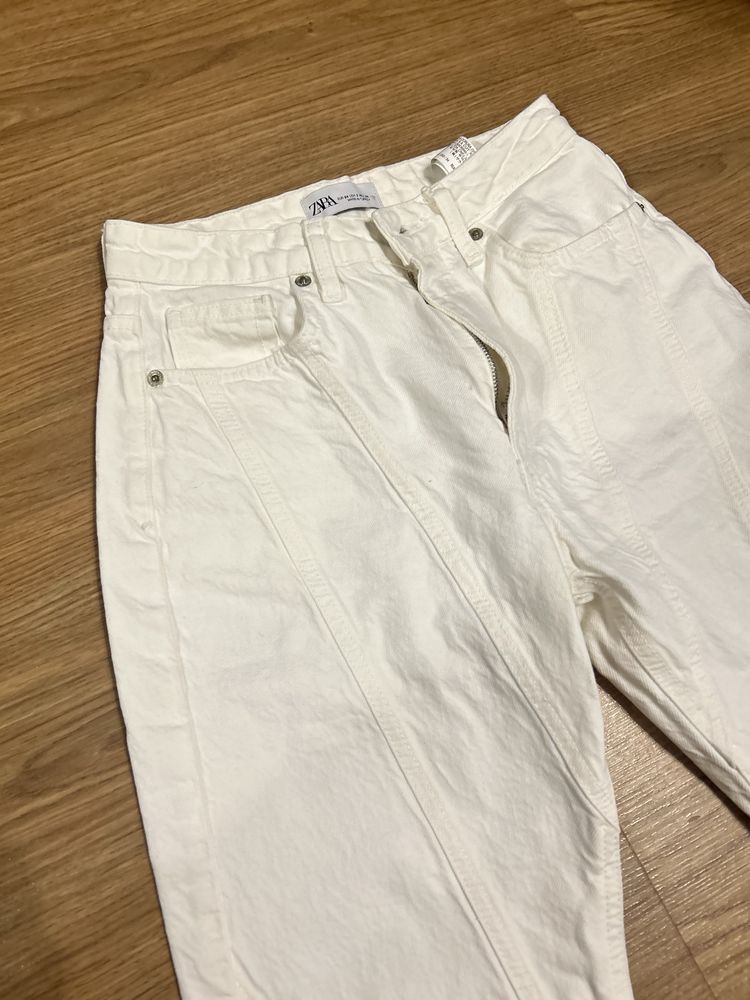 Zara джинси 34 розмір