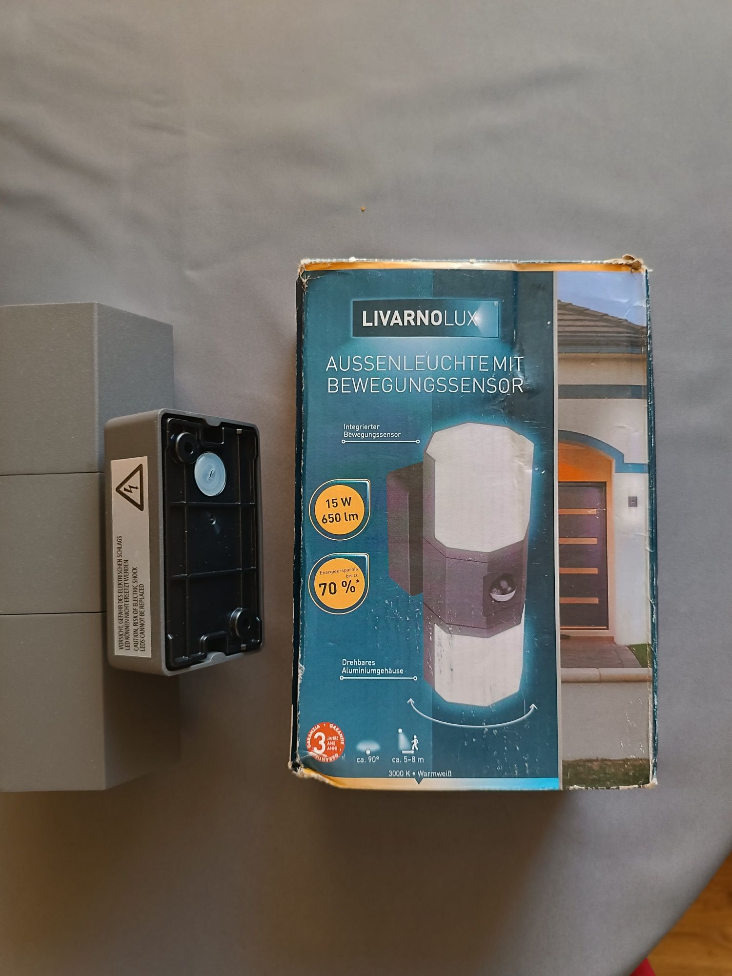 Вуличний LED-світильник Livarno Lux з датчиком руху