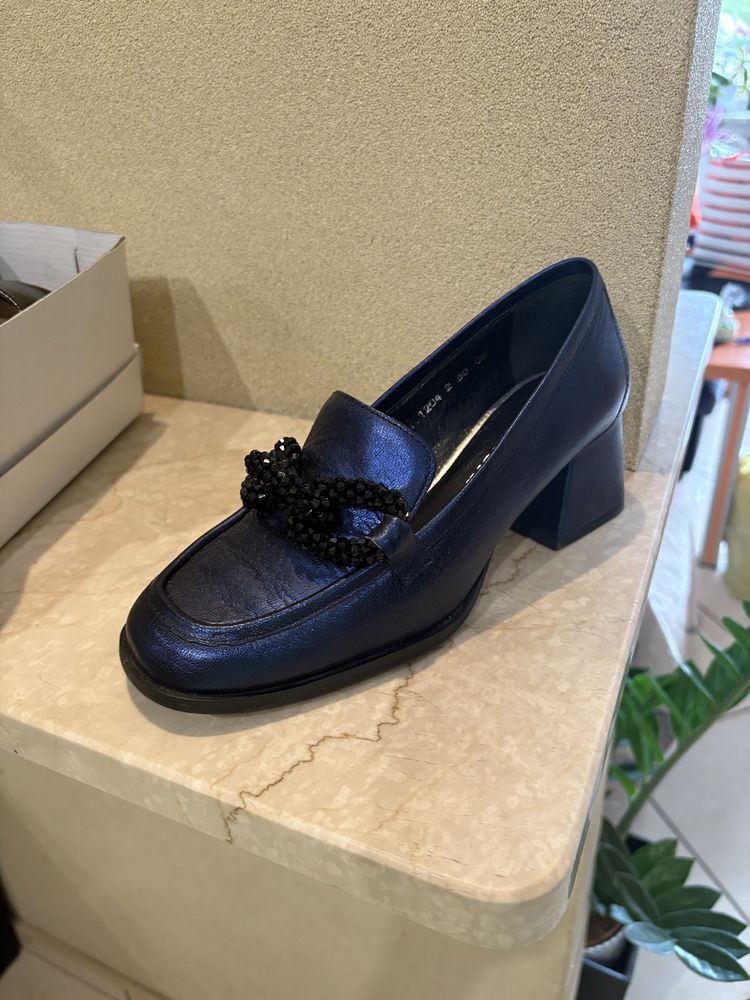 Buty damskie ze skory