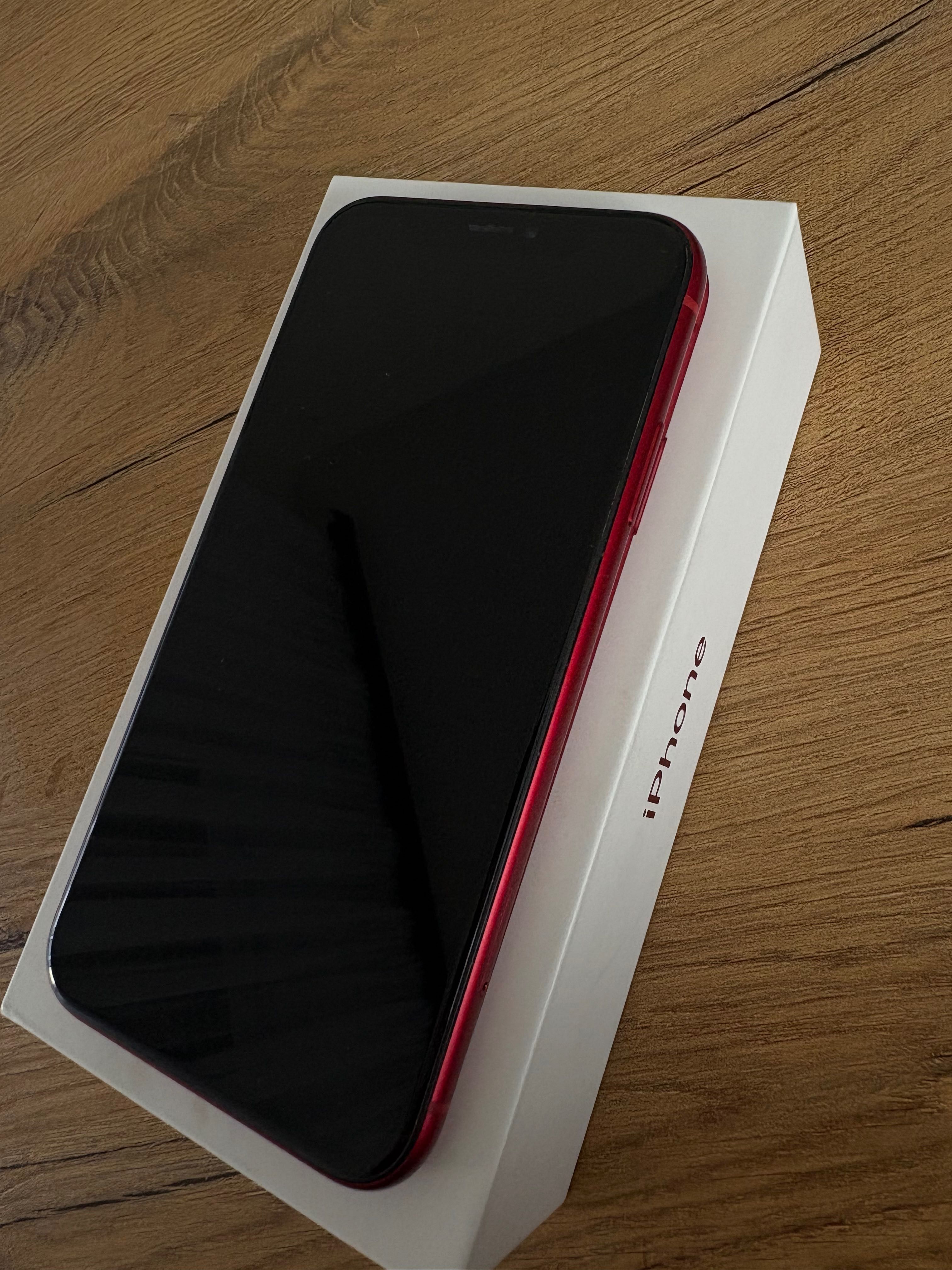 używany iPhone XR - stan bardzo dobry, 64 GB, kondycja baterii 93%
