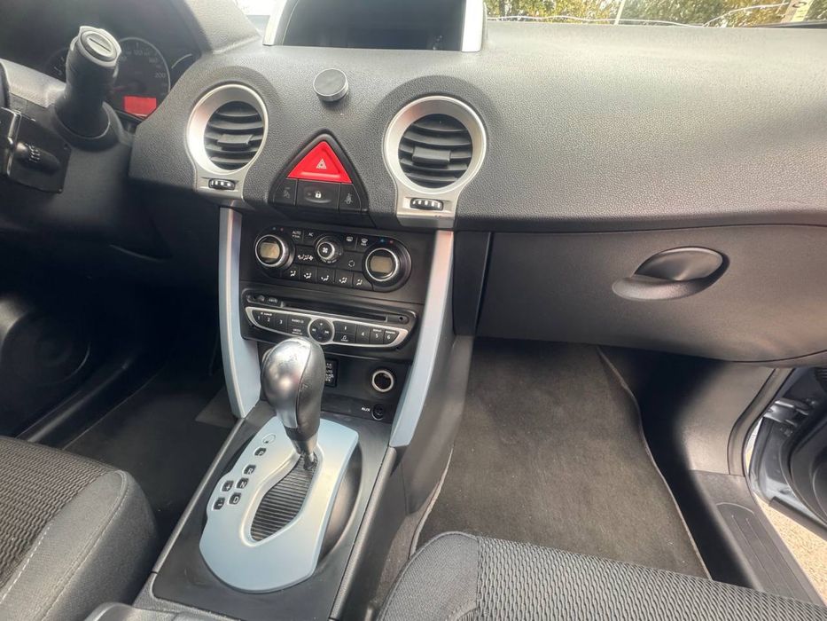 Продам свій авто Renault Koleos газ/бензин 4*4