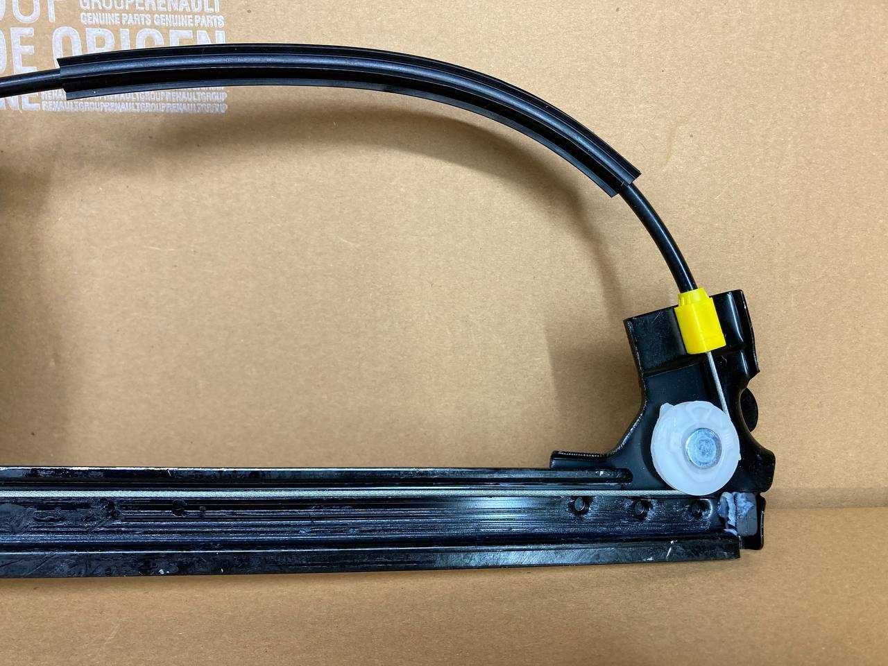 Склопідйомник передній правий на Renault Grand Scenic 2 Гранд Сценік 2
