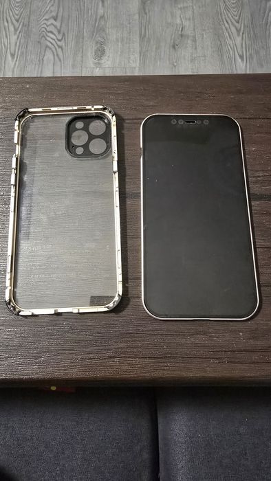 Продам чохли на айфони