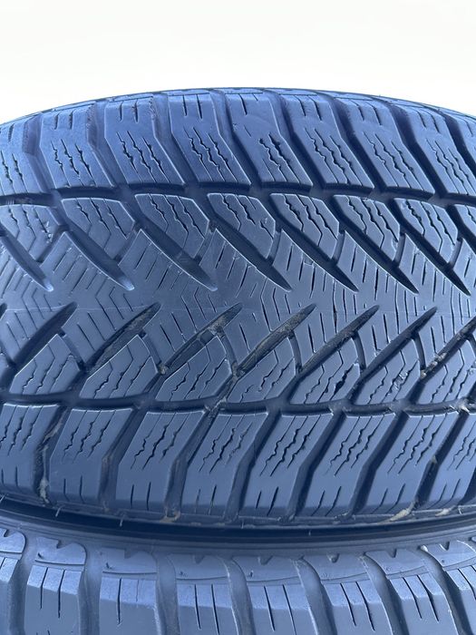 255/60/18 Good Year Ultra Grip SUV 4x4