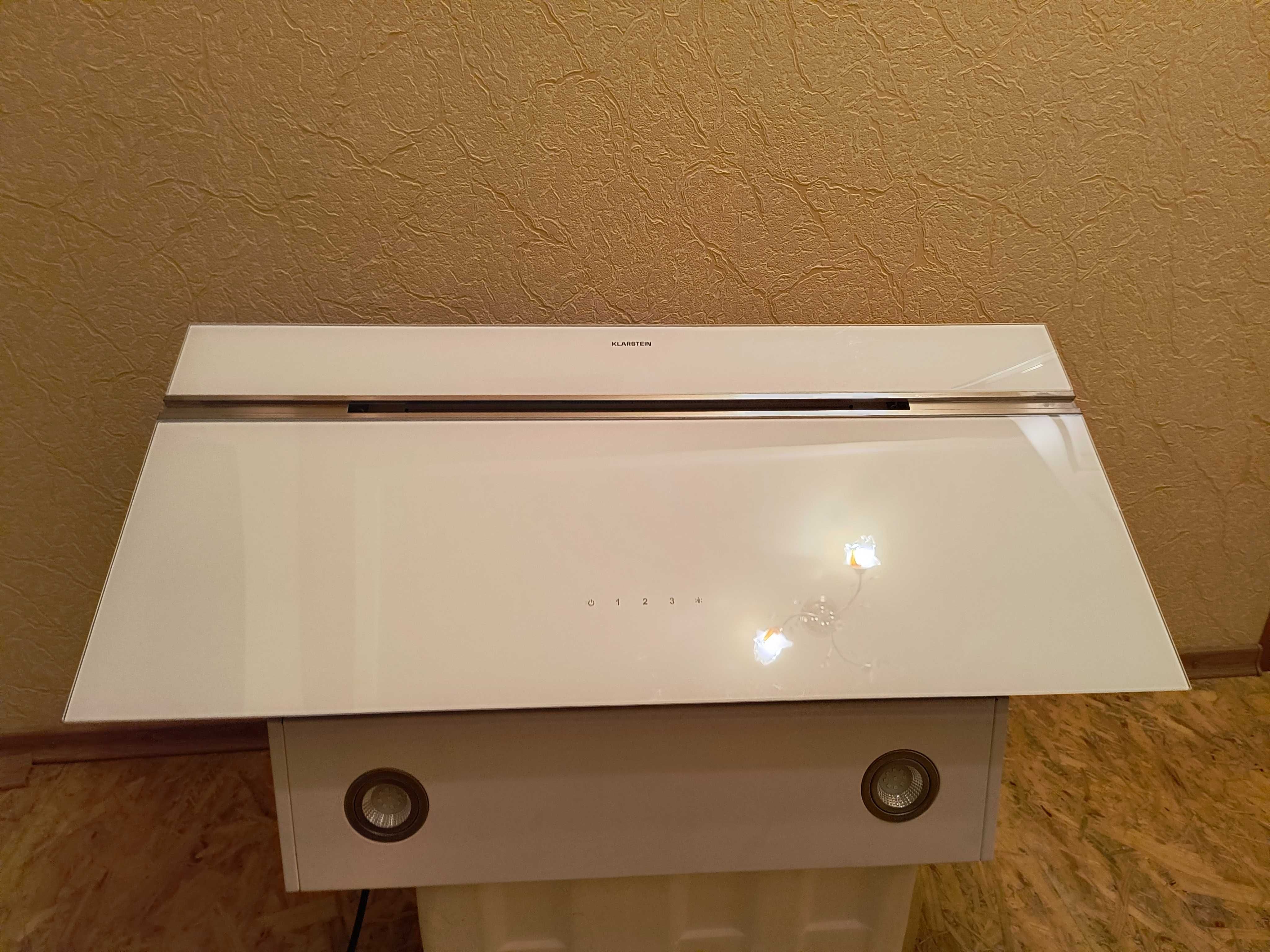 Кухонна витяжка Klarstein 60 см, 600 м³/ч, Німеччина