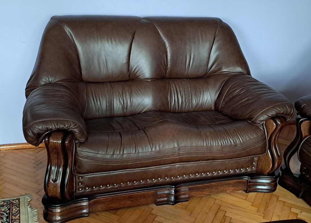 skórzana sofa 3-osobowa, 2-osobowa, dwa duże fotele skórzane, stolik